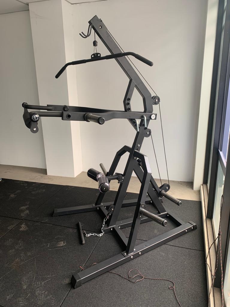 POWERTECH USA LEVERAGE MULTISYSTEMMAINTENANCE FREE PLATE LOADED GYM